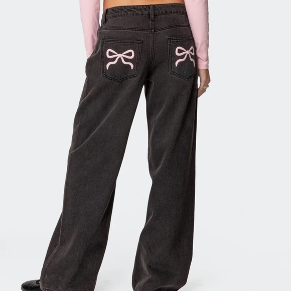 Bow Pocket Relaxed Jeans - Picture 1 of 3